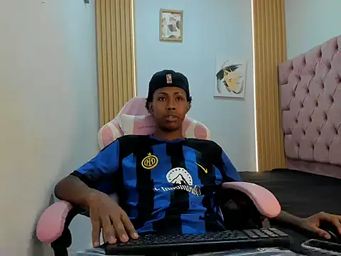 Jax Maliq online show from 10, 10, 2025