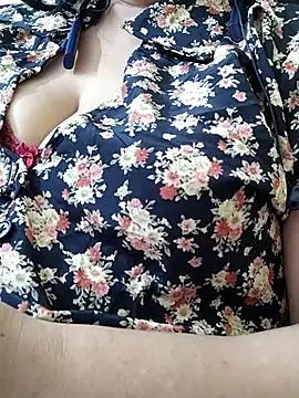 Janvi -Love online show from 8, 10, 2025