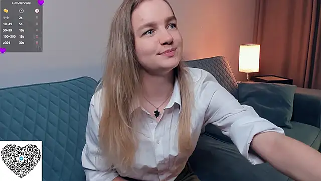 Snapshot of KerenFurguson chatting on 12, 10, 2025 KerenFurguson online show from 12, 10, 2025