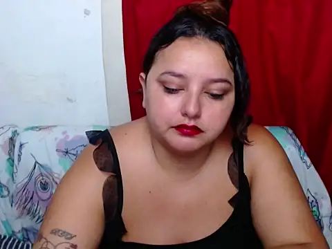 Snapshot of KeilyHall chatting on 23, 9, 2025 KeilyHall online show from 23, 9, 2025