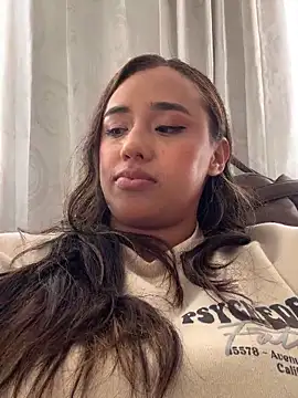 SelenaRojas online show from 9, 9, 2025