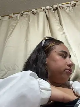 SelenaRojas online show from 14, 9, 2025