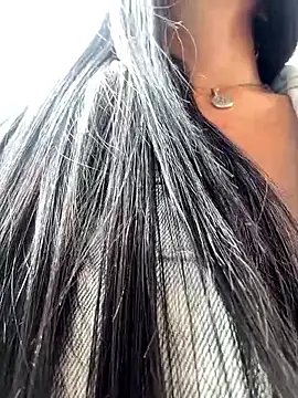 MarianaSandoval27 online show from 21, 11, 2025