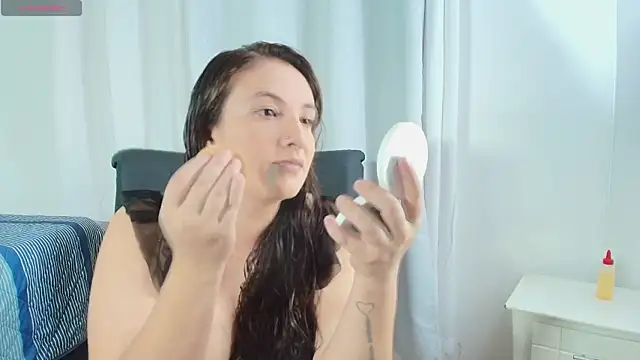 Eva contrer7 online show from 8, 11, 2025