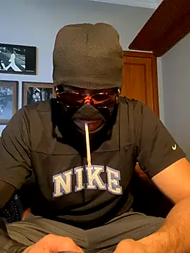 Snapshot of SinisterMads chatting on 11, 10, 2025 SinisterMads online show from 11, 10, 2025