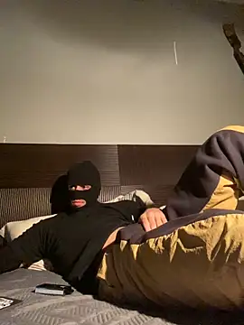 Snapshot of SinisterMads chatting on 21, 10, 2025 SinisterMads online show from 21, 10, 2025