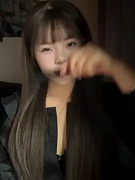 SarahBeii online show from 17, 11, 2025