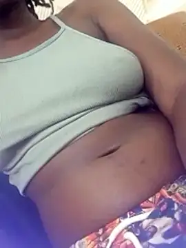 Snapshot of FeliciaZ chatting on 5, 12, 2025 FeliciaZ online show from 5, 12, 2025