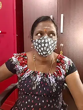 Snapshot of umashreetamil chatting on 11, 2, 2026 umashreetamil online show from 11, 2, 2026