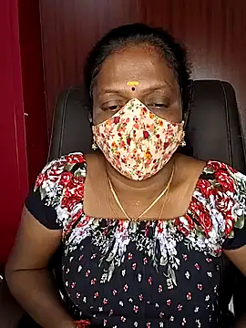 Snapshot of umashreetamil chatting on 12, 2, 2026 umashreetamil online show from 12, 2, 2026