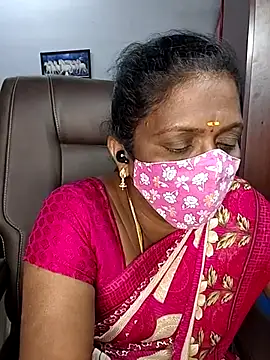 Snapshot of umashreetamil chatting on 24, 2, 2026 umashreetamil online show from 24, 2, 2026