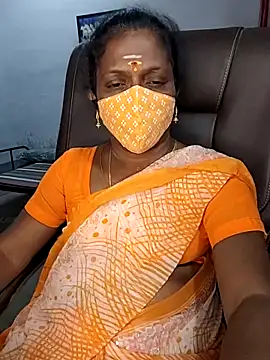 Snapshot of umashreetamil chatting on 9, 3, 2026 umashreetamil online show from 9, 3, 2026