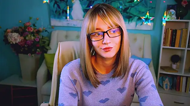 AliceWelch  online show from 9, 9, 2025
