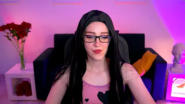 AliceWelch  online show from 20, 9, 2025