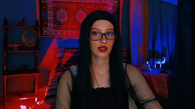 AliceWelch  online show from 21, 9, 2025