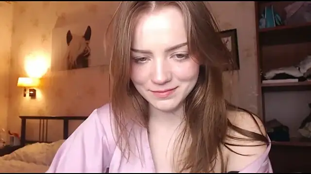 Olivia Mens online show from 28, 9, 2025