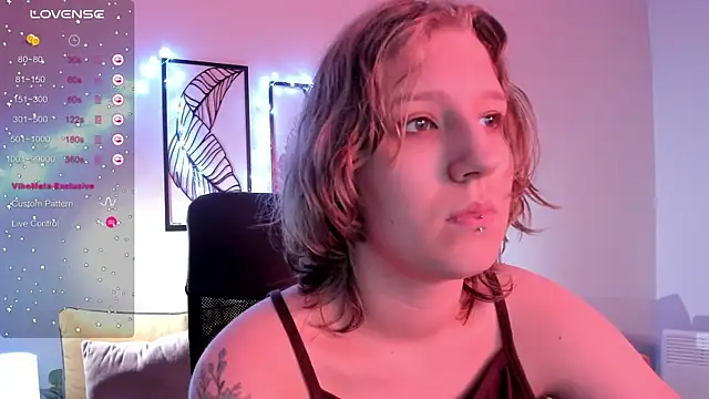 Hailey Foxy online show from 2, 11, 2025