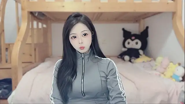 Sue101010 online show from 2, 2, 2026