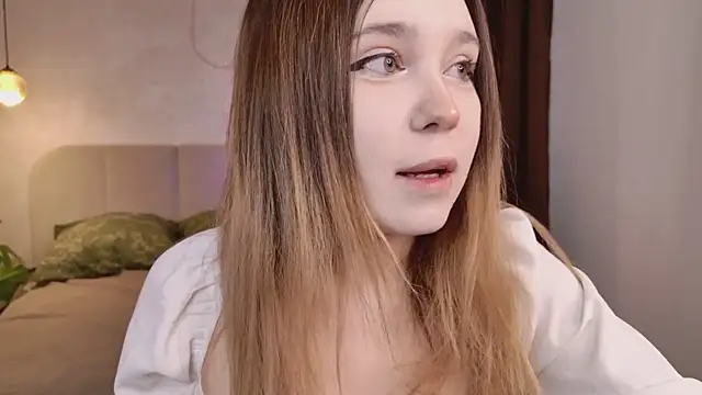 Lina Glow online show from 17, 1, 2026