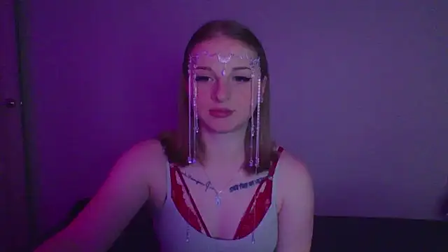 Snapshot of Star_Girlish chatting on 14, 10, 2025 Star Girlish online show from 14, 10, 2025