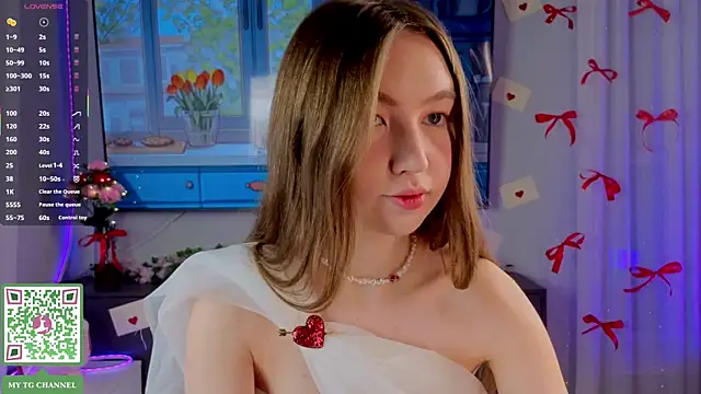 ElfredaTupy online show from 14, 2, 2026