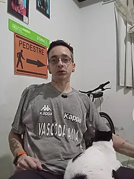 dinho carioca online show from 9, 11, 2025