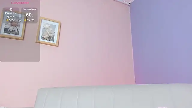 lourdes moon22 online show from 10, 10, 2025