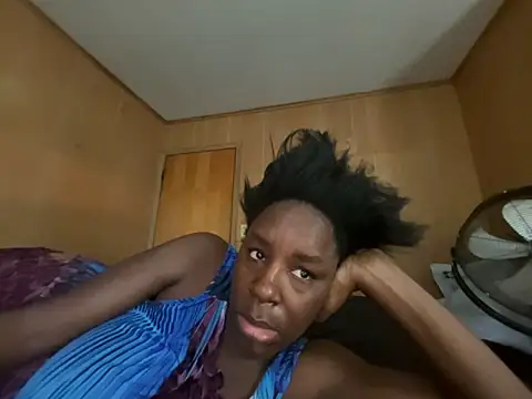 saltlightEmber online show from 3, 11, 2025