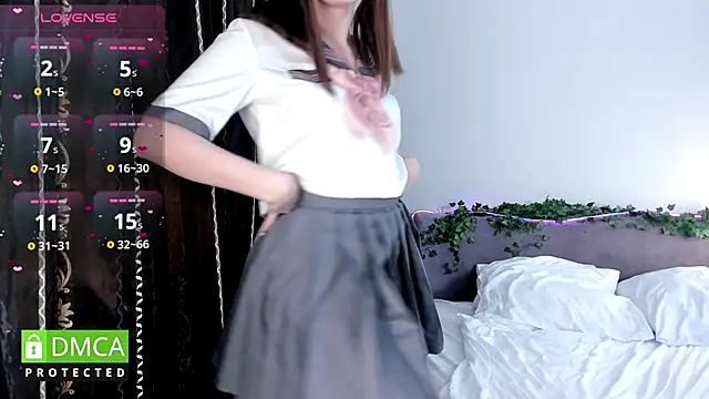 Snapshot of KyotoGlow chatting on 2, 10, 2025 KyotoGlow online show from 2, 10, 2025