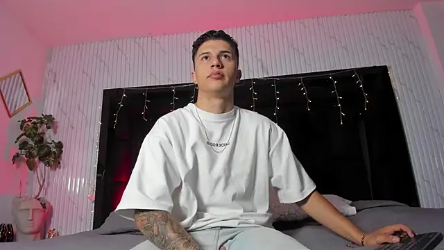 liaamsmiith  online show from 23, 3, 2026