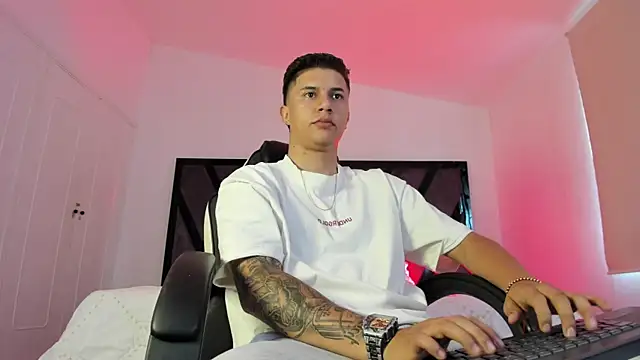 liaamsmiith  online show from 28, 3, 2026