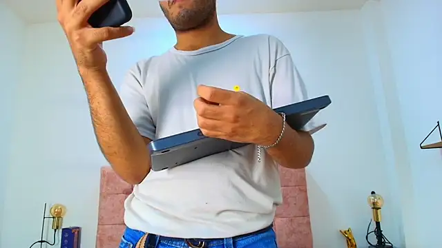 Ares Alpha online show from 15, 10, 2025