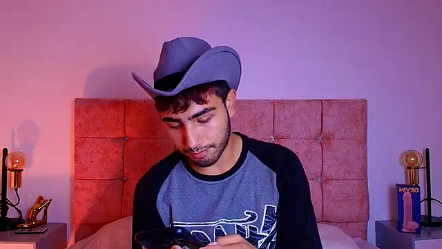 Ares Alpha online show from 28, 10, 2025