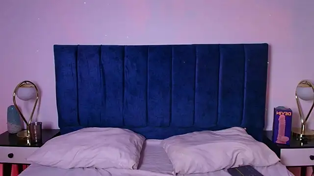 Ares Alpha online show from 3, 11, 2025