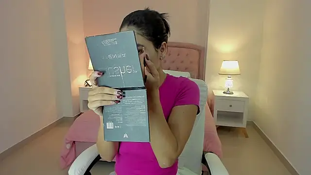 Snapshot of Scarlett_12 chatting on 9, 3, 2026 Scarlett 12 online show from 9, 3, 2026