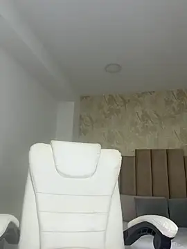 Snapshot of Scarlett_12 chatting on 7, 4, 2026 Scarlett 12 online show from 7, 4, 2026