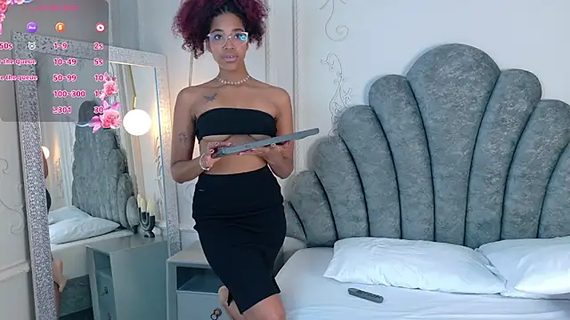 Charlotte-Novac online show from 17, 9, 2025
