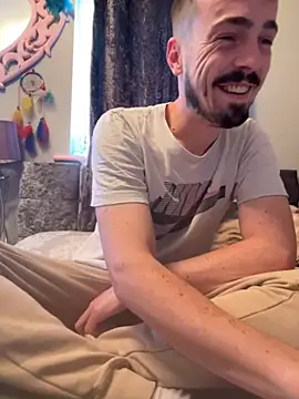 Snapshot of jaycoy22 chatting on 21, 9, 2025 jaycoy22 online show from 21, 9, 2025