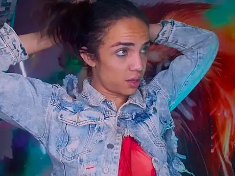 Cristal Gem1 online show from 9, 10, 2025