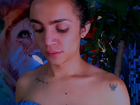 Cristal Gem1 online show from 6, 11, 2025