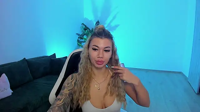 xPuka online show from 1, 4, 2026