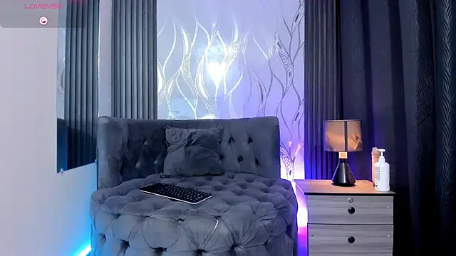 Snapshot of oliver_mr_ chatting on 7, 1, 2026 oliver mr online show from 7, 1, 2026