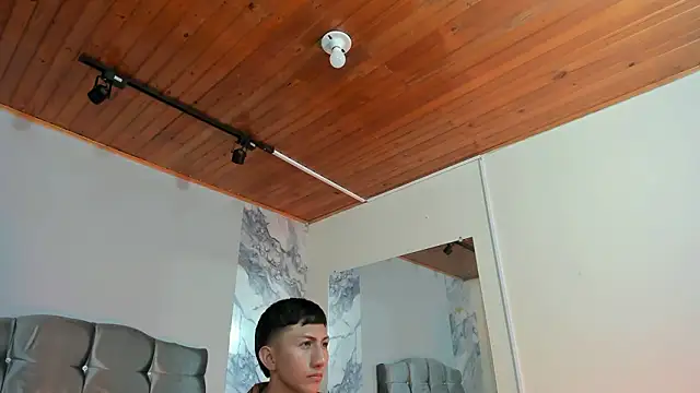 Snapshot of oliver_mr_ chatting on 3, 2, 2026 oliver mr online show from 3, 2, 2026