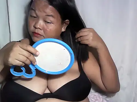 SweetEsterPinay33 online show from 3, 2, 2026