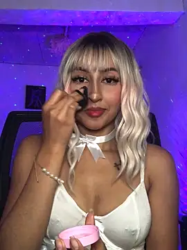 Samara SaenzV online show from 9, 10, 2025