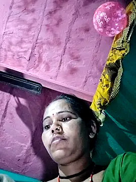 Snapshot of Pooja750 chatting on 3, 3, 2026 Pooja750 online show from 3, 3, 2026