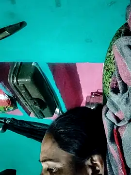 Snapshot of Pooja750 chatting on 8, 3, 2026 Pooja750 online show from 8, 3, 2026