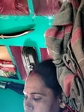 Snapshot of Pooja750 chatting on 11, 3, 2026 Pooja750 online show from 11, 3, 2026