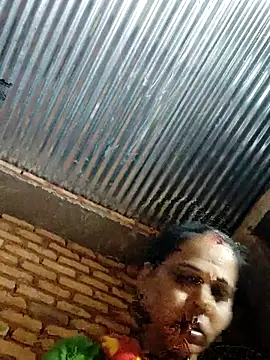 Snapshot of Pooja750 chatting on 12, 3, 2026 Pooja750 online show from 12, 3, 2026