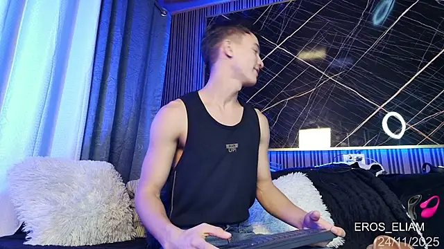 Snapshot of eroseliam chatting on 24, 11, 2025 eroseliam online show from 24, 11, 2025